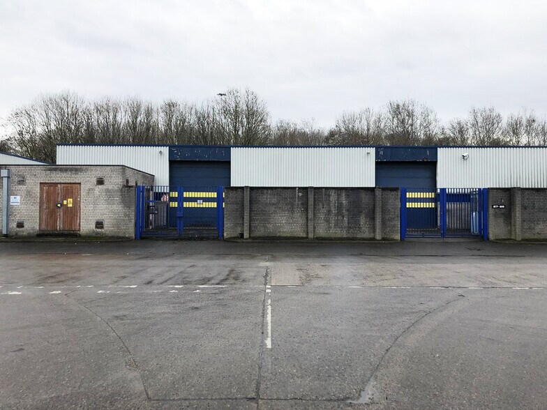 Arkwright Rd, Runcorn à louer - Photo de l’immeuble – Image 1 sur 8