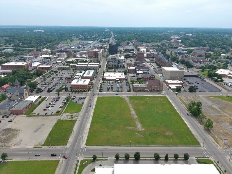 325 W Columbia St, Springfield, OH à vendre - Photo de l’immeuble – Image 2 sur 8