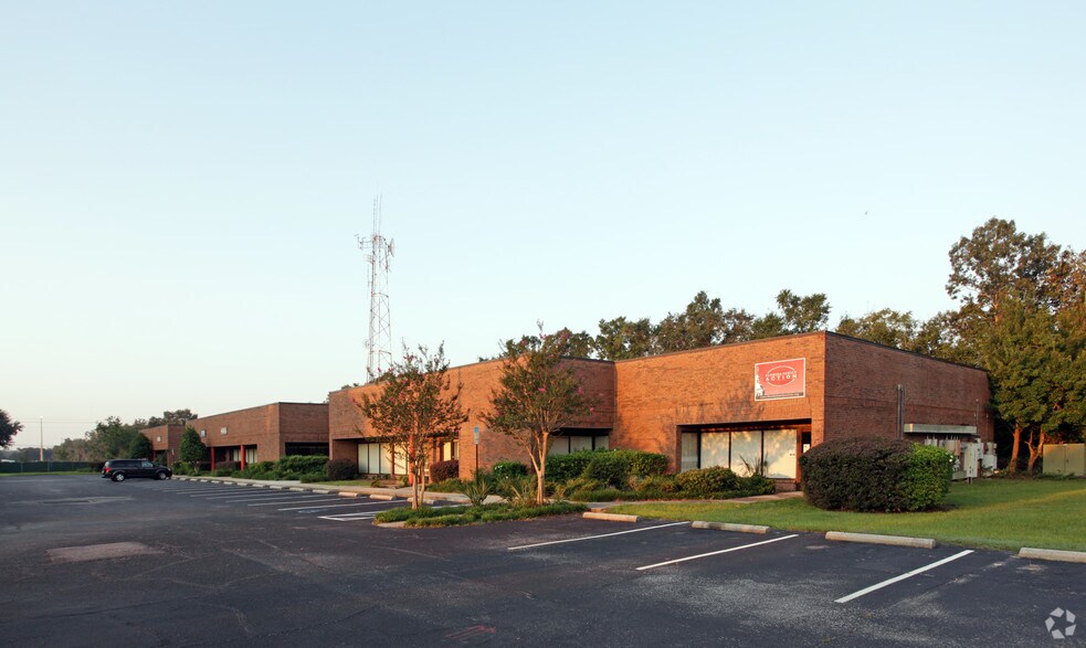 6565 N W St, Pensacola, FL à louer - Photo de l’immeuble – Image 2 sur 10