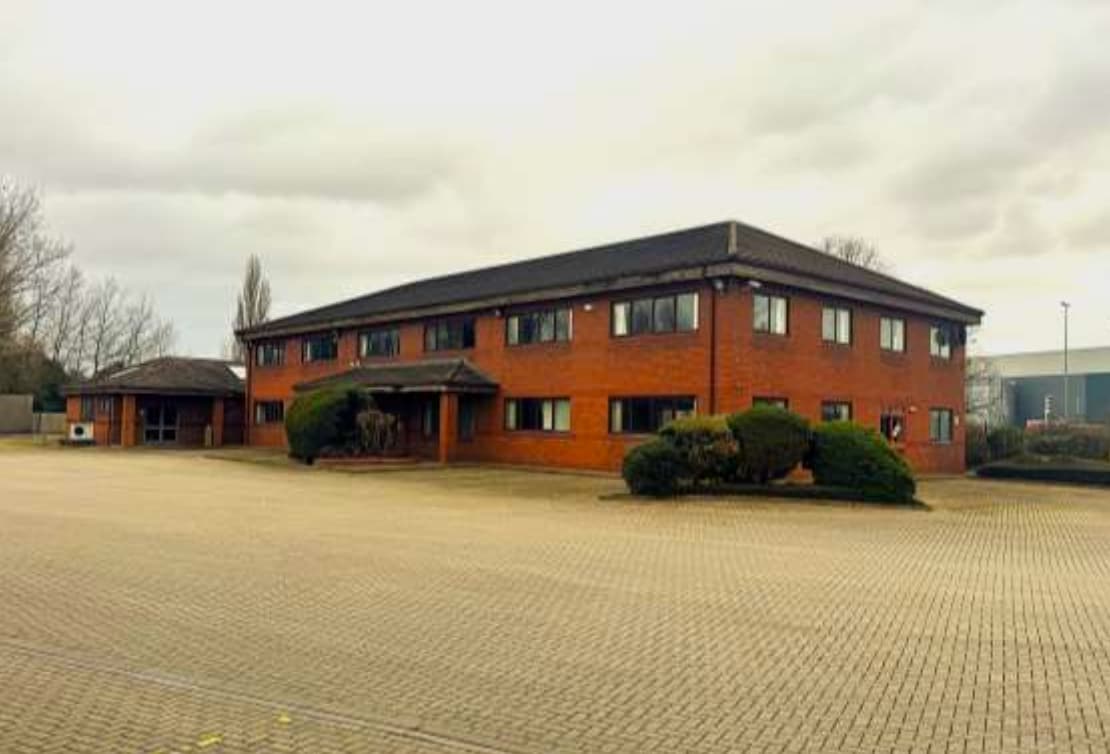 Lichfield Rd, Branston à louer Photo de l’immeuble– Image 1 sur 1