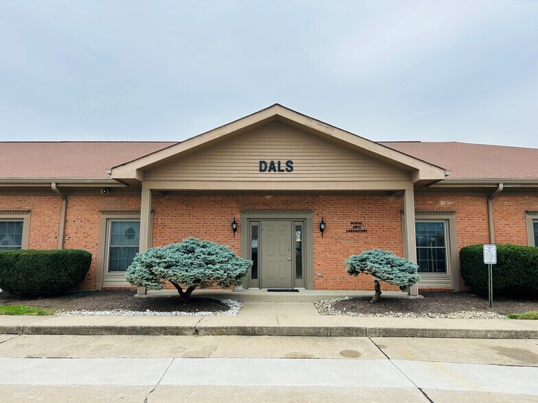 170-176 Barnwood Dr, Edgewood, KY à louer - Photo de l’immeuble – Image 2 sur 3