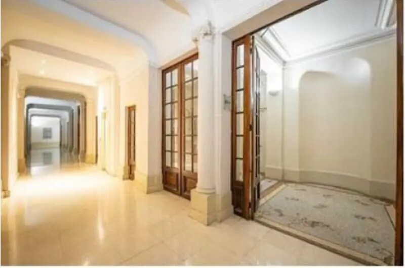 Bureau dans Paris à louer - Photo de l’immeuble – Image 2 sur 24