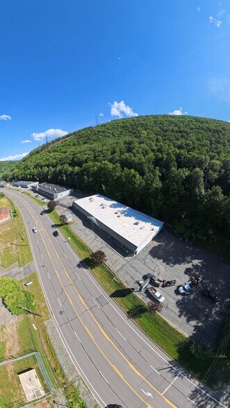 239 Northern Blvd, Clarks Summit, PA à louer - Photo de l’immeuble – Image 2 sur 16