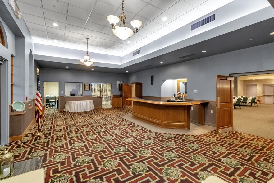 672 Wehrle Dr, Buffalo, NY à vendre - Photo de l’immeuble – Image 2 sur 11