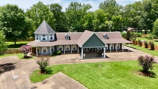 Plus de détails pour 807 Monroe St, Clinton, MS - Bureau à vendre