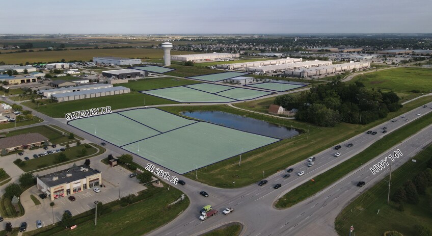 SE 25th St, Grimes, IA à vendre - Photo de l’immeuble – Image 1 sur 6