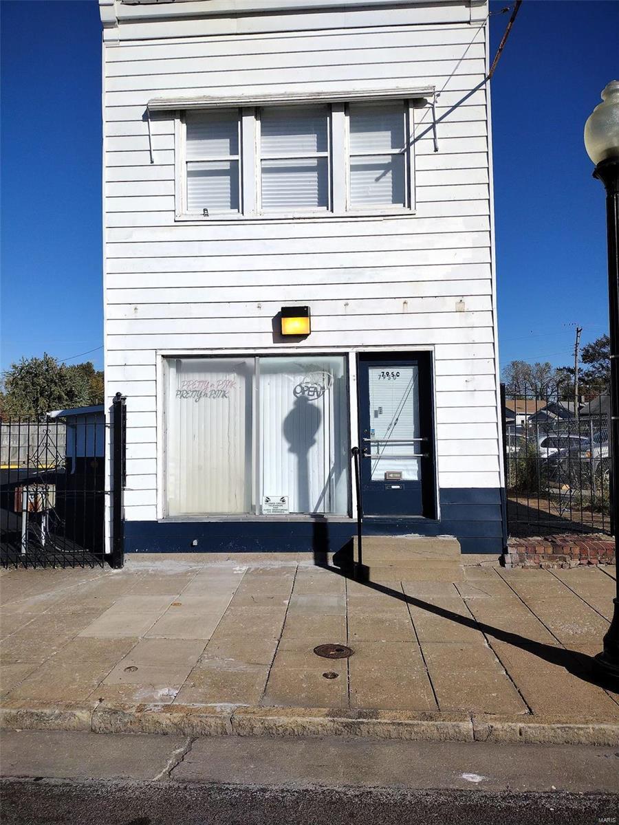 7950 N Broadway, Saint Louis, MO à louer Photo principale– Image 1 sur 28