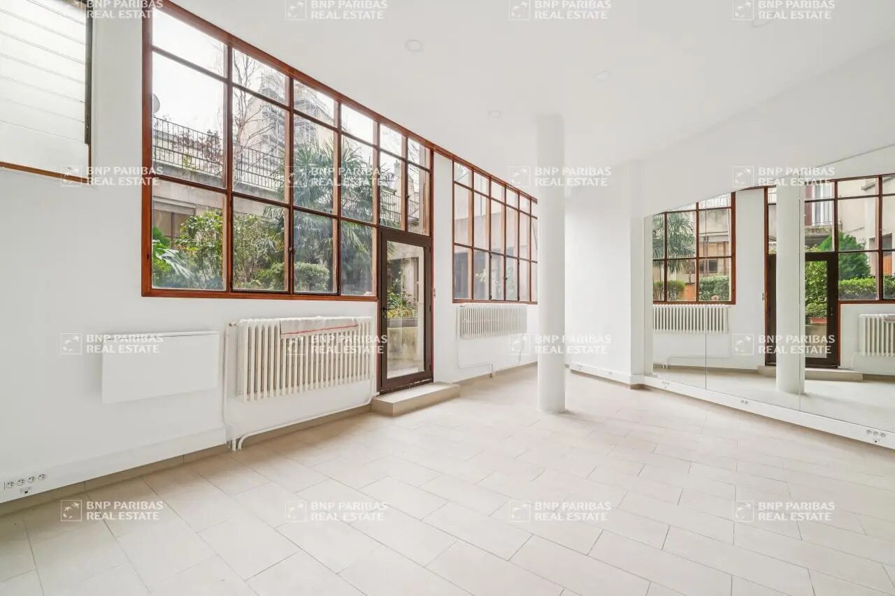Bureau dans Paris à louer Photo de l’immeuble– Image 1 sur 14