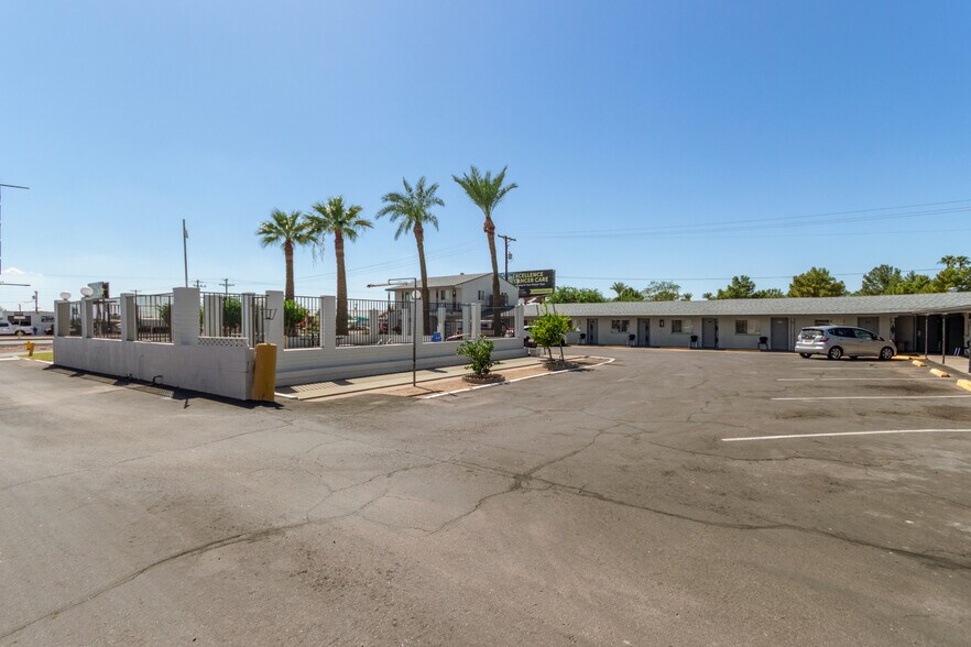 8008 E Main St, Mesa, AZ à vendre - Photo de l’immeuble – Image 3 sur 121