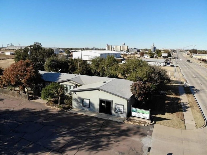 1205 S Main St, Altus, OK à vendre - Photo principale – Image 1 sur 12