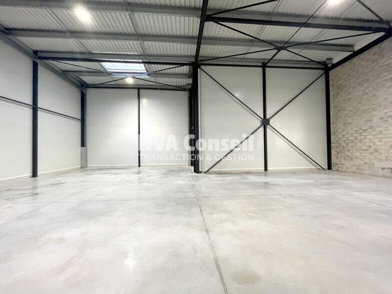 2 Avenue Du Noyer À La Malice, Louvres à vendre - Photo intérieure – Image 1 sur 10