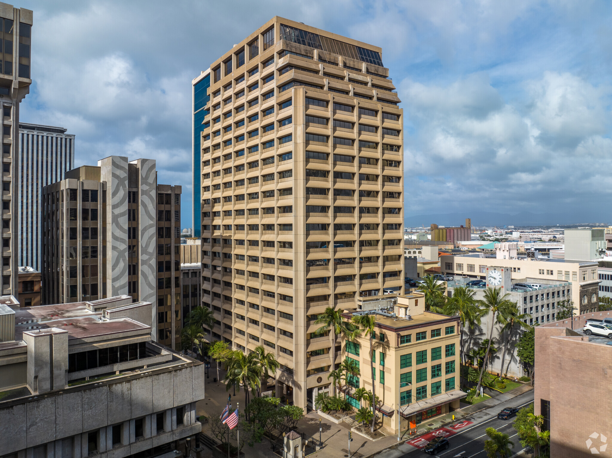 900 Fort Street Mall, Honolulu, HI à louer Photo principale– Image 1 sur 7