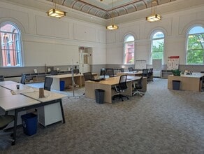 43 Thorndike St, Cambridge, MA à louer Photo intérieure– Image 2 sur 9