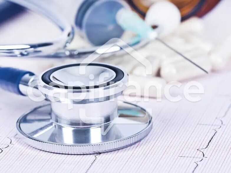 Local commercial dans Le Kremlin-Bicêtre à louer - Photo de l’immeuble – Image 3 sur 4