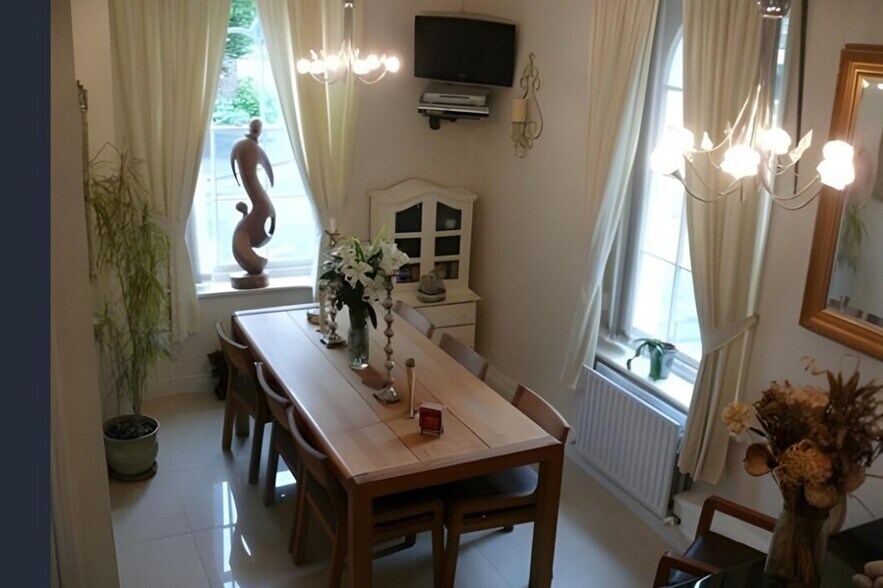 10 Strand St, Poole à vendre - Photo intérieure – Image 2 sur 7