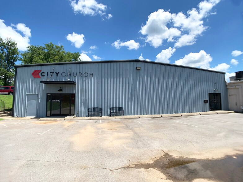 115-123 SE Broad St, Murfreesboro, TN à louer - Photo de l’immeuble – Image 2 sur 6