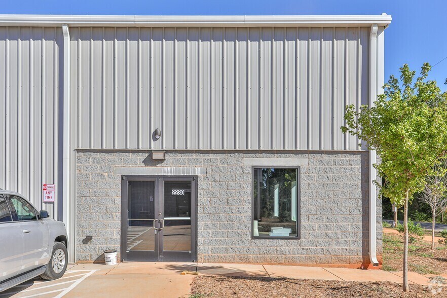 2230 Boyer St, Charlotte, NC à louer - Photo de l’immeuble – Image 3 sur 4