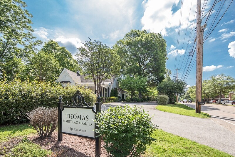 7642 Poplar Pike, Germantown, TN à vendre - Photo de l’immeuble – Image 3 sur 28