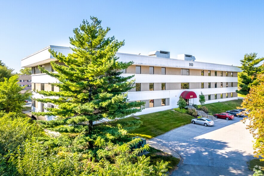 950 Office Park Rd, West Des Moines, IA à vendre - Photo principale – Image 1 sur 5