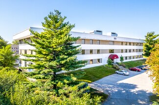 Plus de détails pour 950 Office Park Rd, West Des Moines, IA - Bureau à vendre