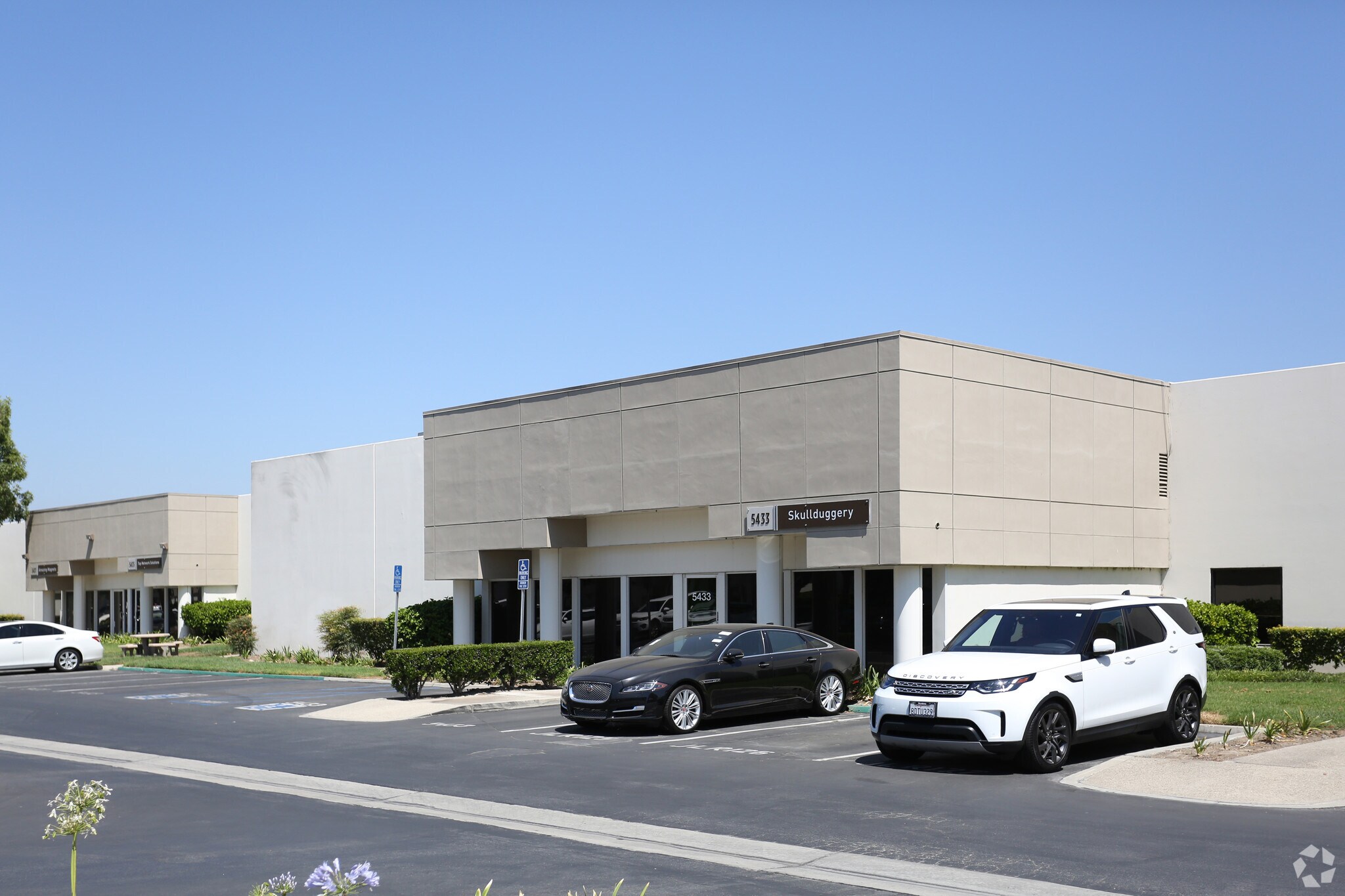 5425-5445 E La Palma Ave, Anaheim, CA à louer Photo principale– Image 1 sur 15