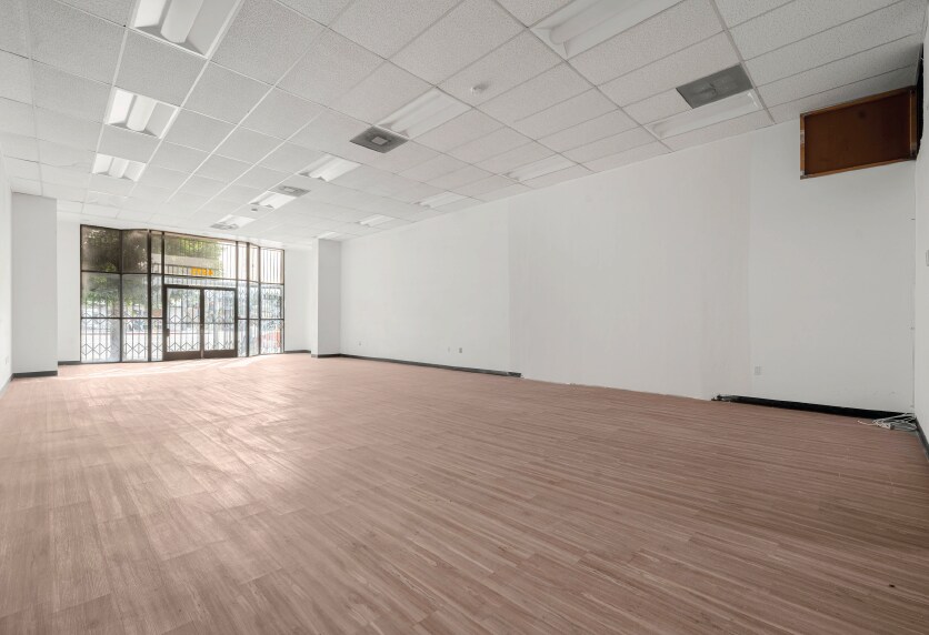 4973-4975 N Huntington Dr, Los Angeles, CA à louer - Photo de l’immeuble – Image 2 sur 6