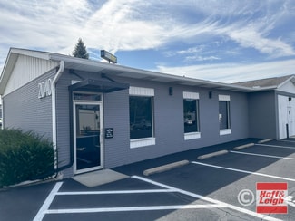 Plus de détails pour 2040 E Market St, Akron, OH - Bureau à louer