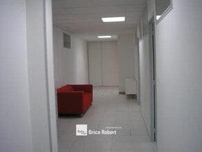 5 Avenue Lionel Terray, Meyzieu à vendre Photo intérieure– Image 1 sur 9