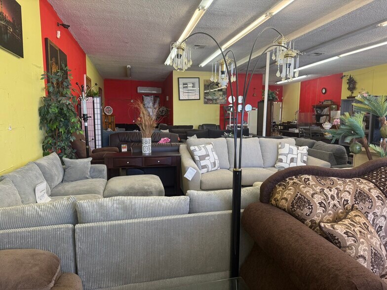 15430 Francisquito Ave, La Puente, CA à vendre - Photo de l’immeuble – Image 3 sur 15
