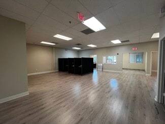 Plus de détails pour 601 N Congress Ave, Delray Beach, FL - Bureau à louer