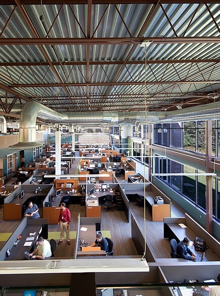 41050 W 11 Mile Rd, Novi, MI à louer - Photo intérieure – Image 3 sur 7