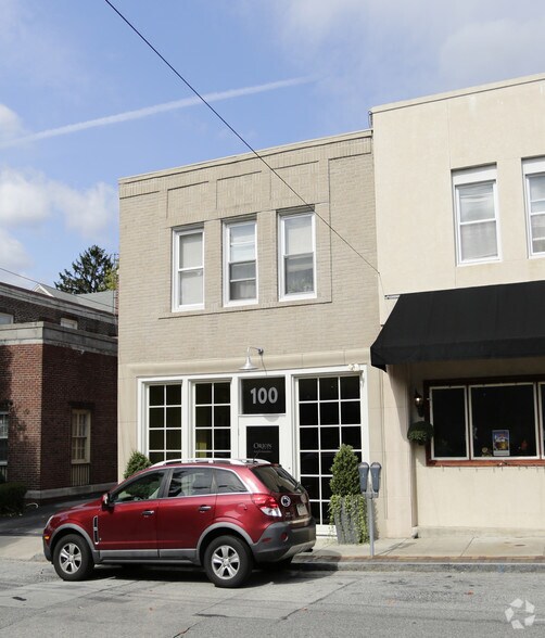 100 Cricket Ave, Ardmore, PA à louer - Photo de l’immeuble – Image 2 sur 2