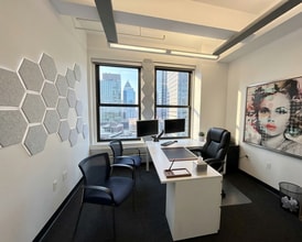 589 Eighth Ave, New York, NY à louer Photo intérieure– Image 2 sur 5