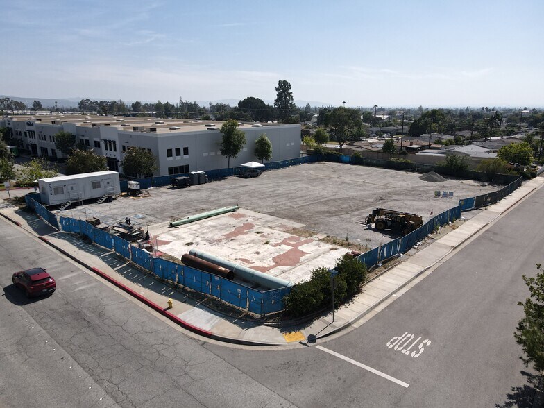 1717 S Grand Ave, Glendora, CA à vendre - Photo de l’immeuble – Image 2 sur 5