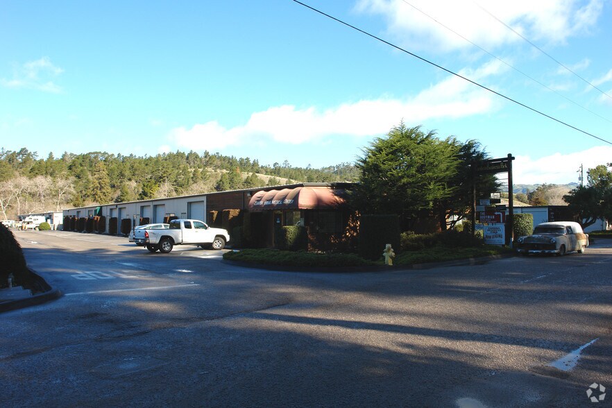 2501-2535 Village Ln, Cambria, CA à louer - Photo de l’immeuble – Image 3 sur 12