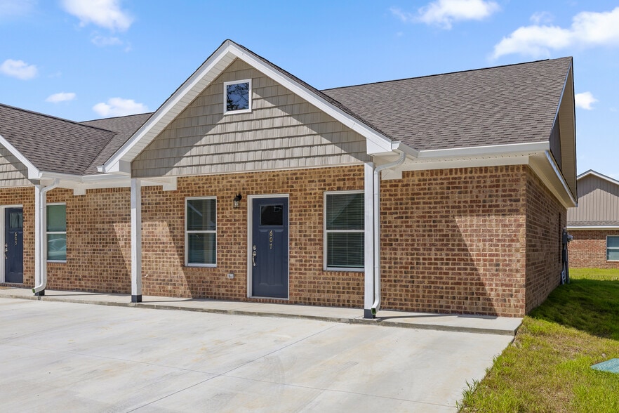 913 Cloud Springs Rd, Rossville, GA à vendre - Photo de l’immeuble – Image 3 sur 36