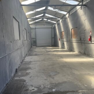 Plus de détails pour 2805 Los Flores Blvd, Lynwood, CA - Industriel/Logistique à louer