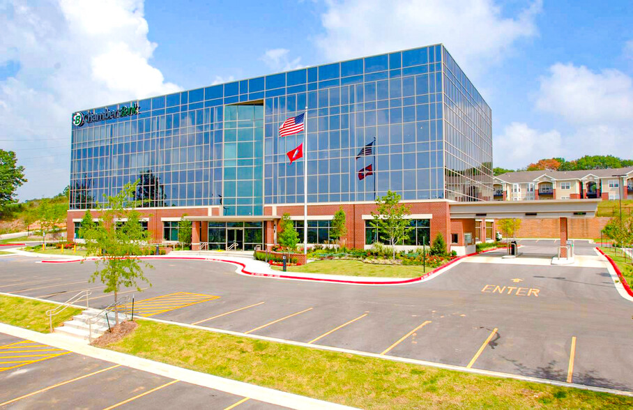 4100 Corporate Center Dr, Springdale, AR à louer - Photo de l’immeuble – Image 2 sur 10