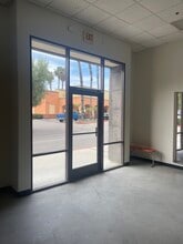 11215-11389 Long Beach Blvd, Lynwood, CA à louer Photo intérieure– Image 2 sur 8