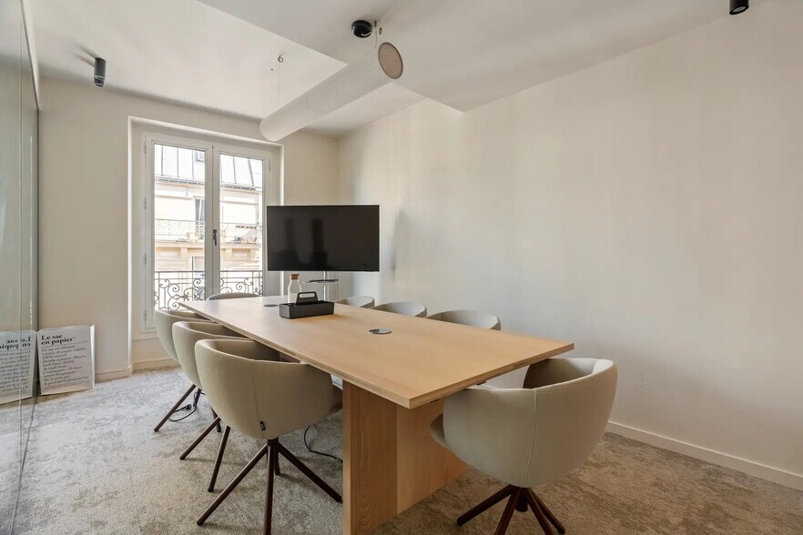 51 Rue Le Peletier, Paris à louer - Photo de l’immeuble – Image 3 sur 27