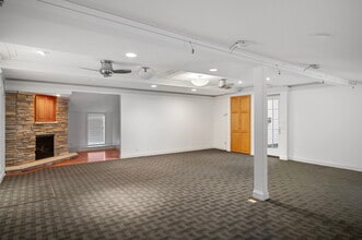 4740 N 42nd Ave, Golden Valley, MN à louer Photo intérieure– Image 2 sur 7