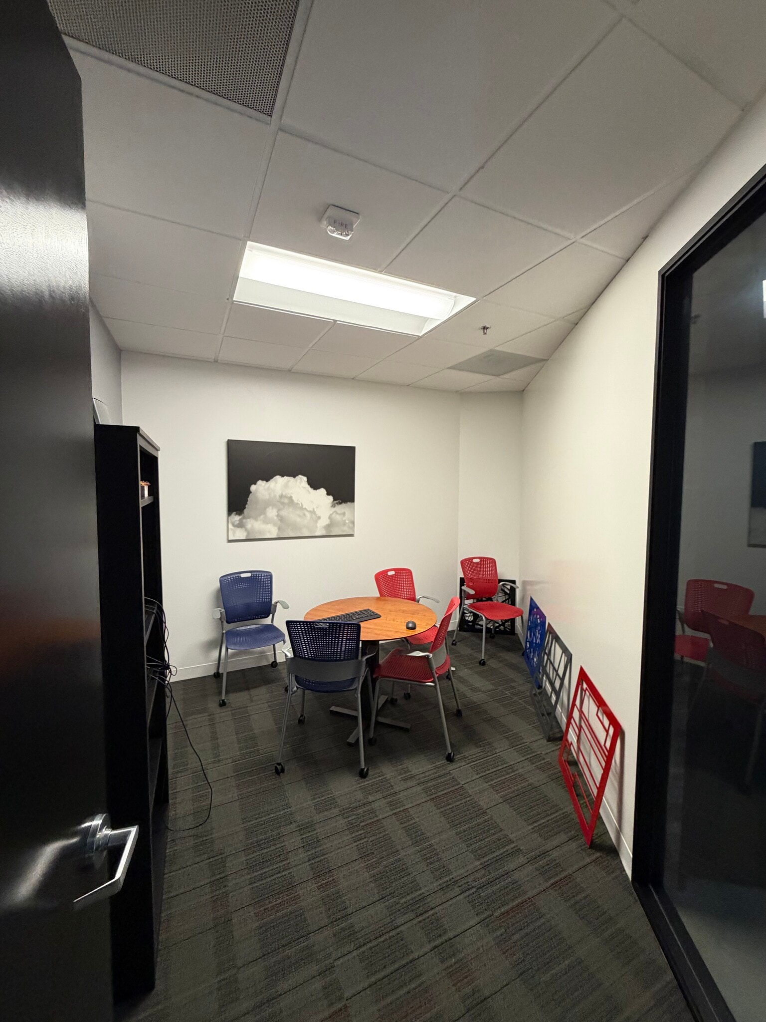 4 Hutton Centre Dr, Santa Ana, CA à louer Photo intérieure– Image 1 sur 9