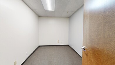 5555 N Lamar Blvd, Austin, TX à louer Photo intérieure– Image 2 sur 20