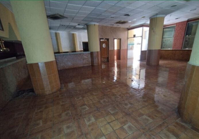 Local commercial dans Cartagena à vendre - Hall d’entrée – Image 2 sur 21