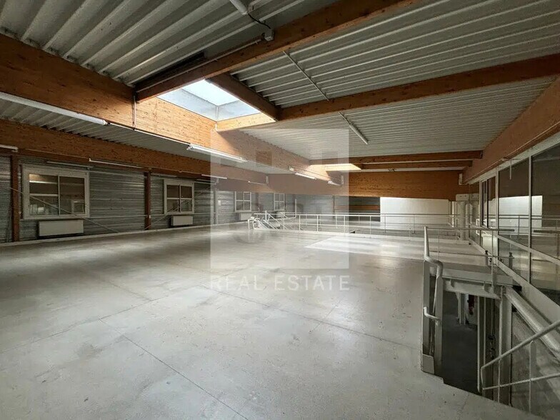 Local d’activités dans Villefranche-sur-Saône à louer - Photo intérieure – Image 3 sur 16