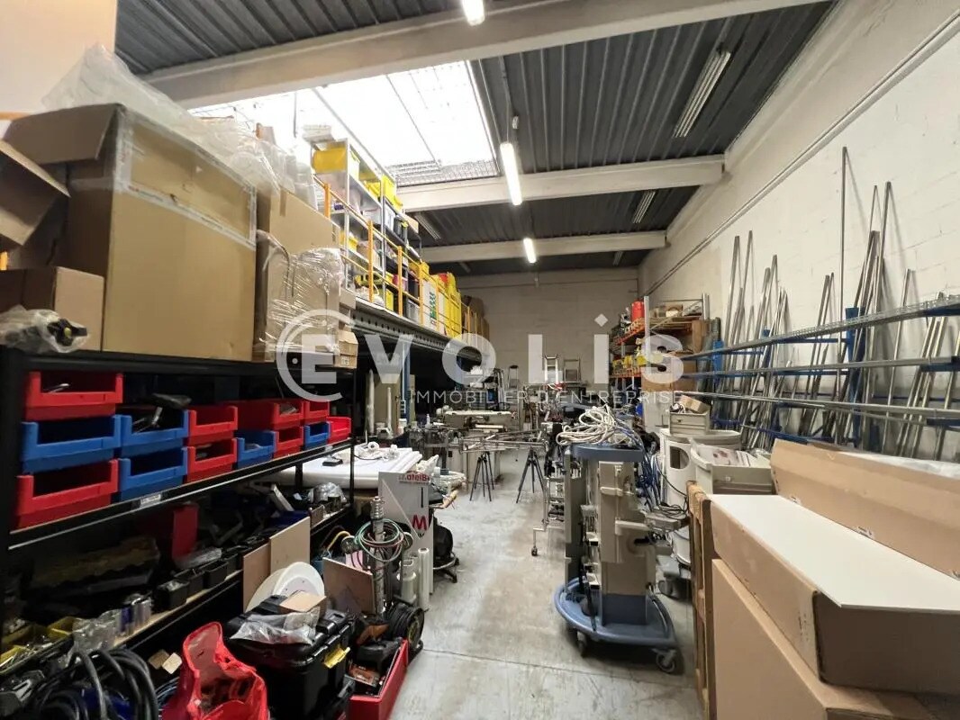 Local d'activités dans Croissy-Beaubourg à vendre Photo intérieure– Image 1 sur 2