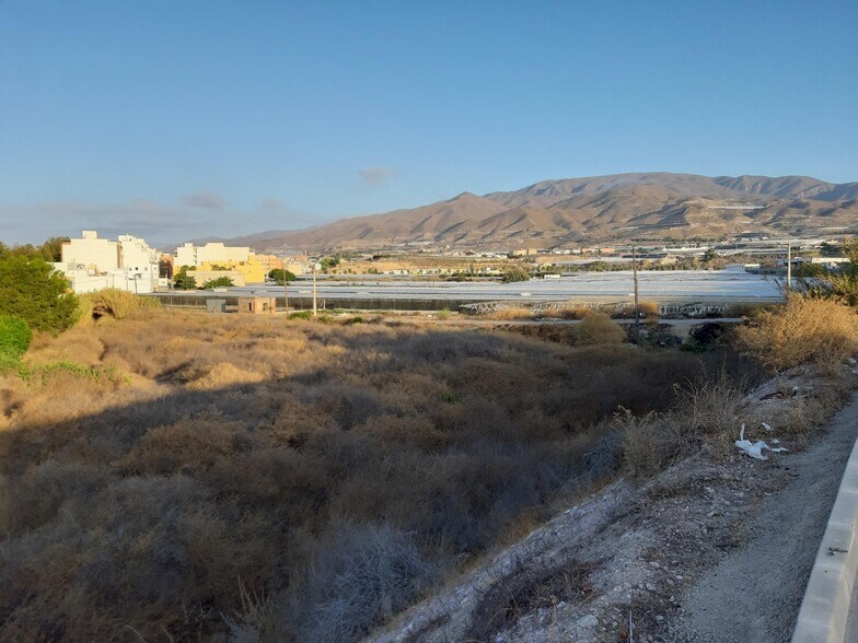 Terrain dans Adra, Almería à vendre - Photo principale – Image 1 sur 6