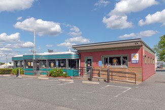 Plus de détails pour 140 Newport Ave, East Providence, RI - Local commercial à louer
