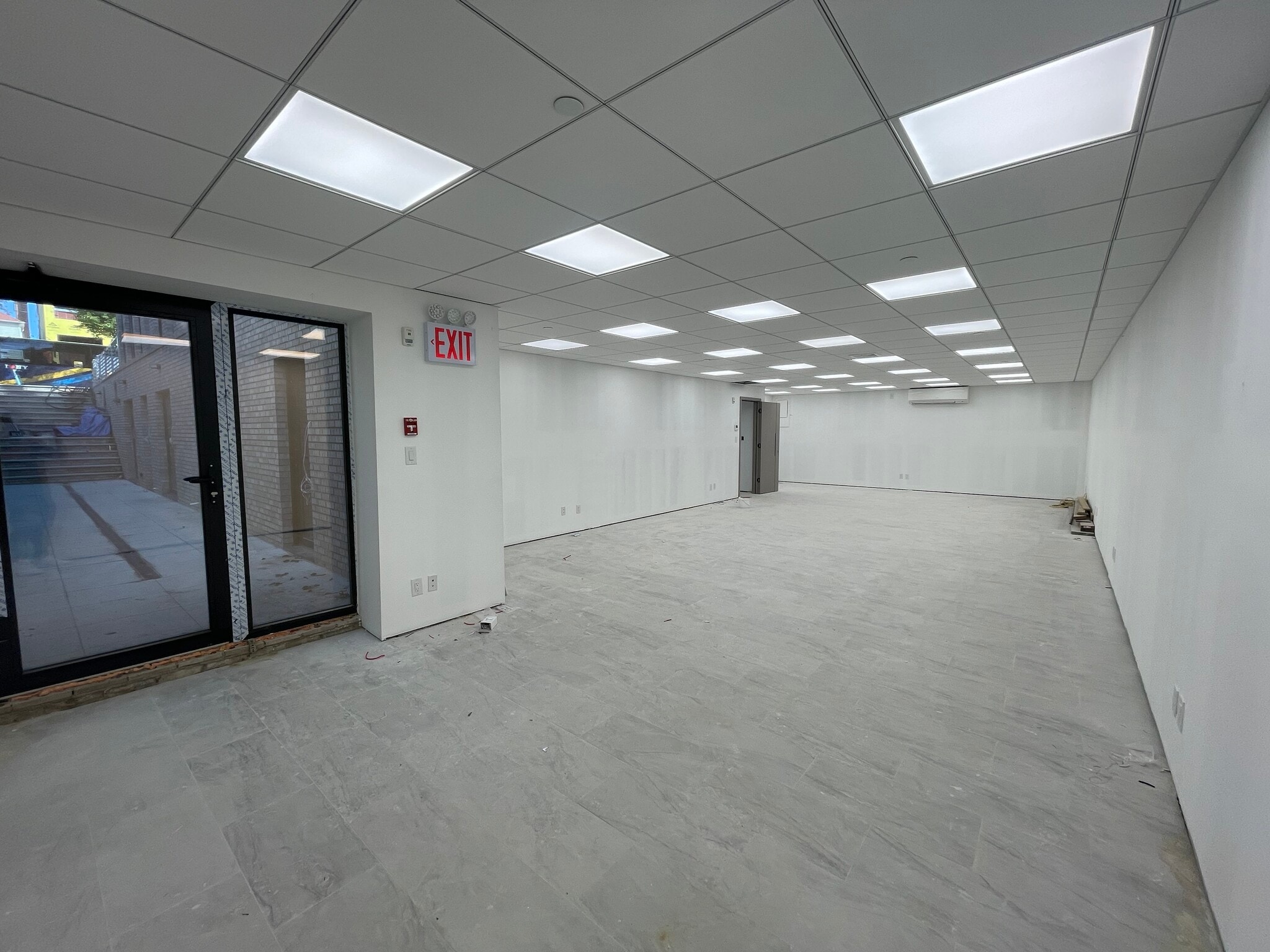 7560 188th St, Fresh Meadows, NY à louer Photo intérieure– Image 1 sur 3