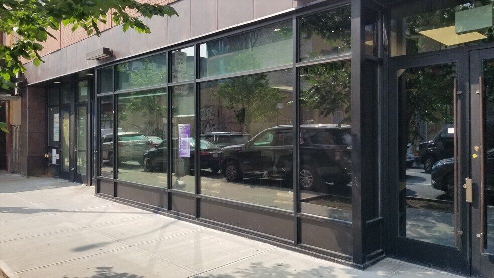 263-267 W 126th St, New York, NY à louer - Photo de l’immeuble – Image 2 sur 5
